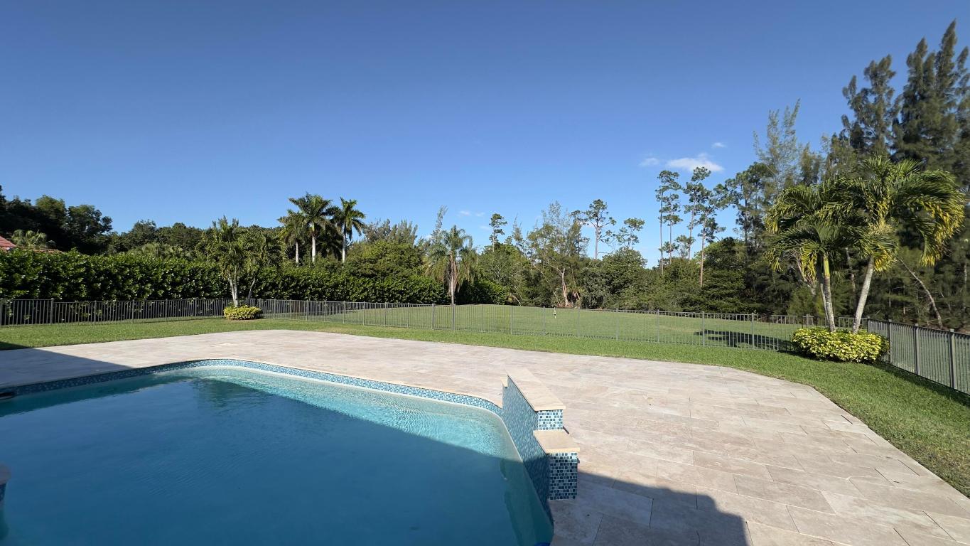 11330 Timberlodge Terrace