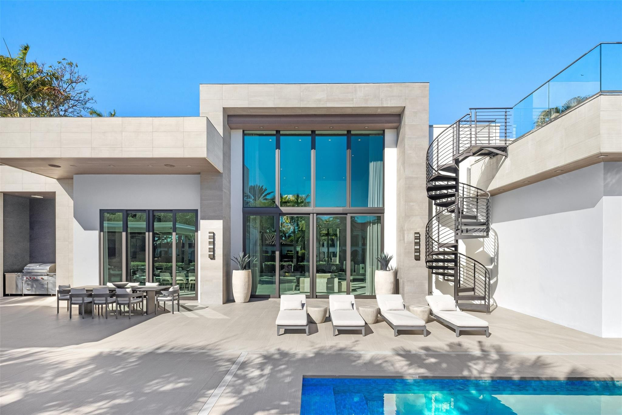 RIVIERA - Residential