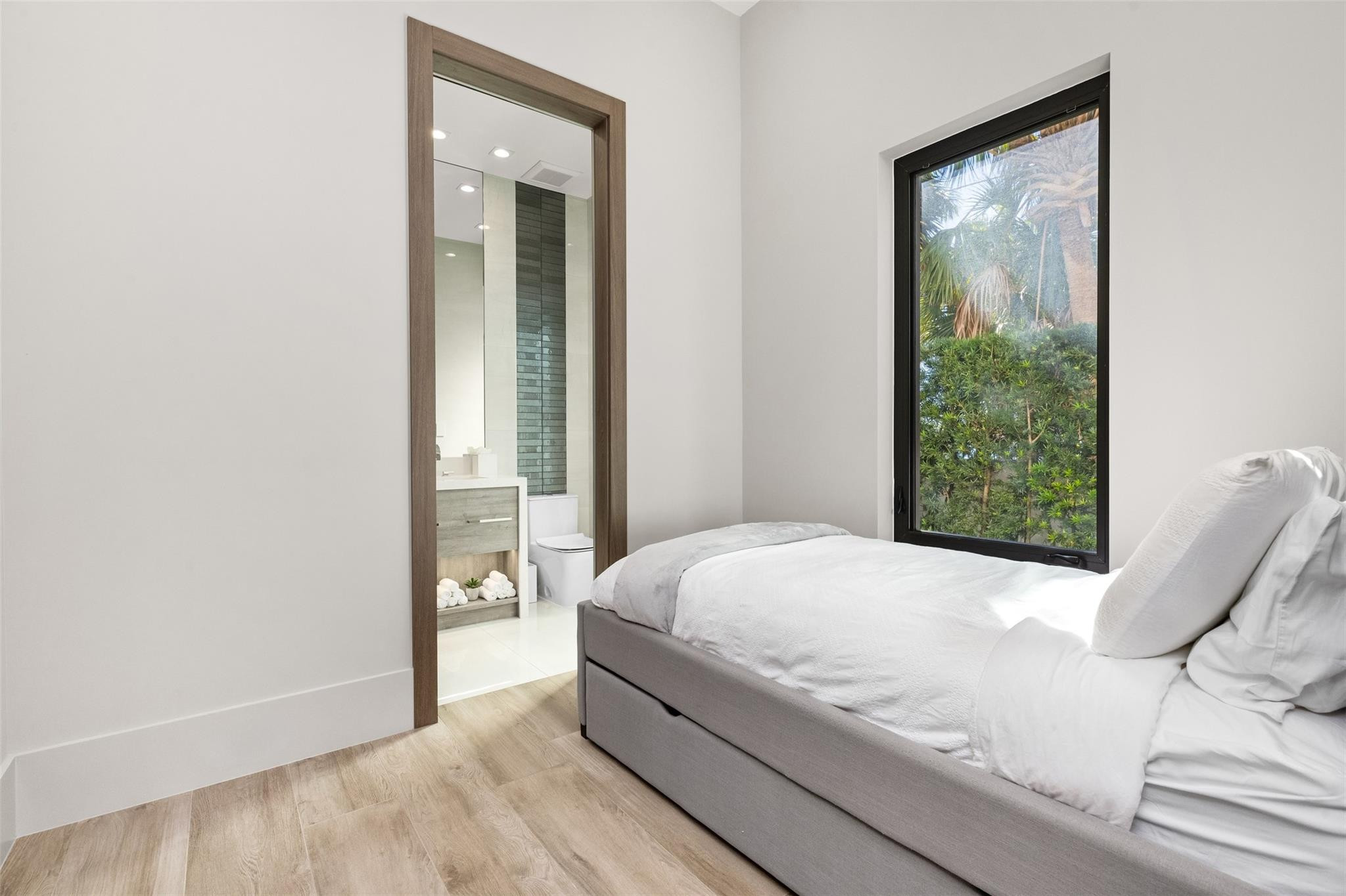 RIVIERA - Residential