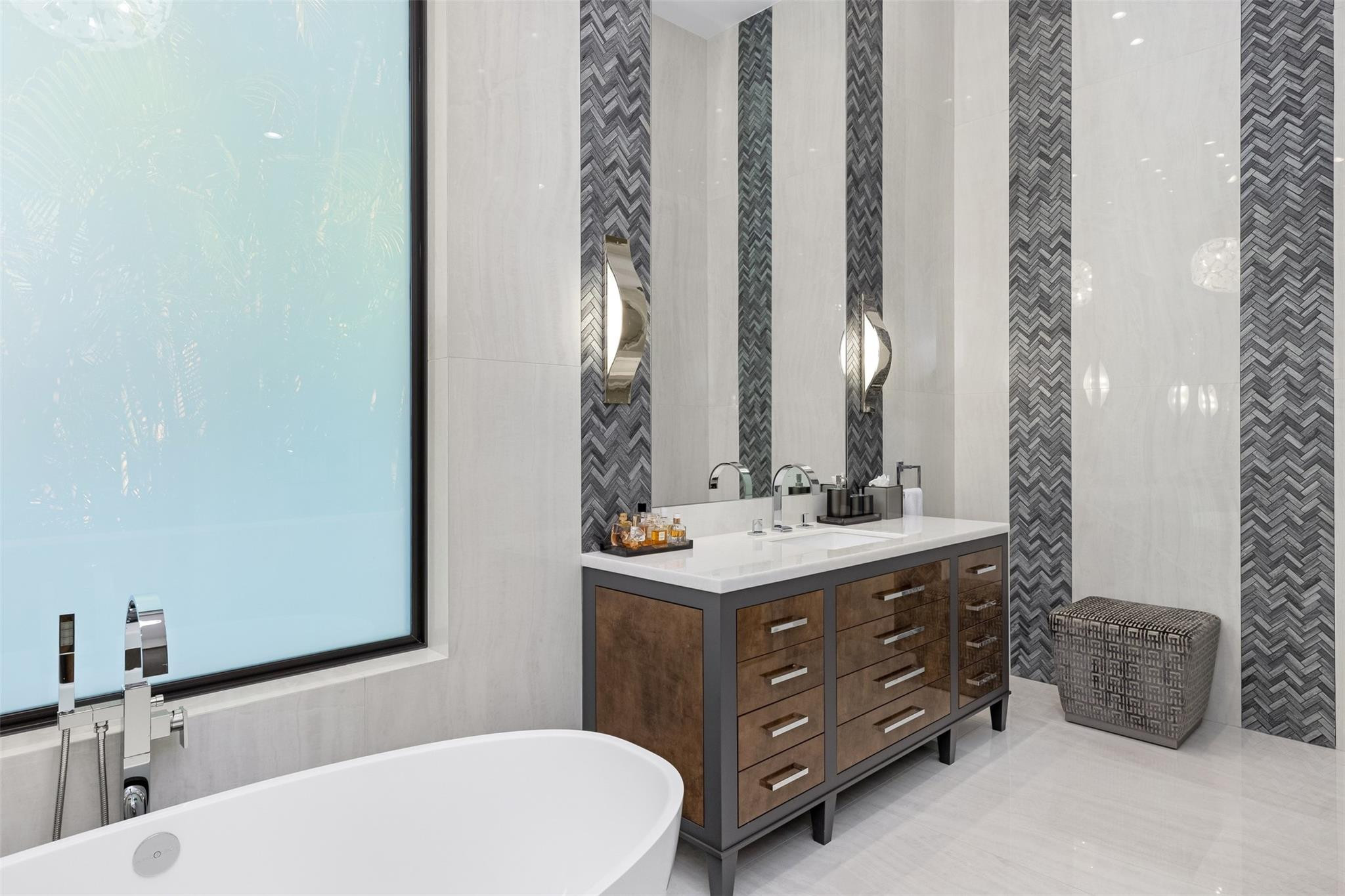 RIVIERA - Residential