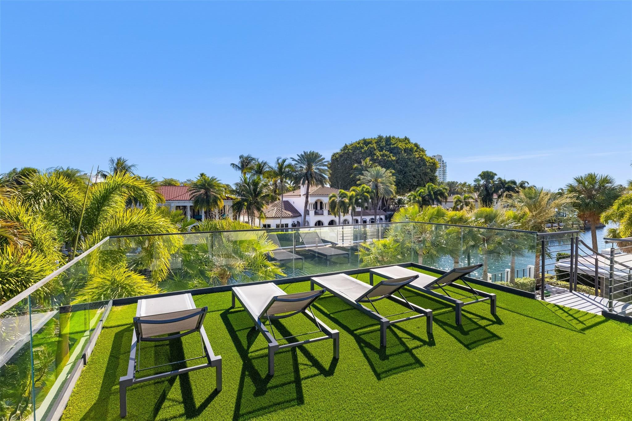 RIVIERA - Residential