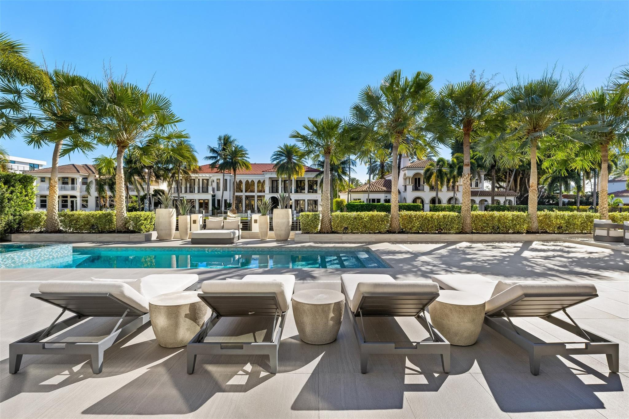 RIVIERA - Residential