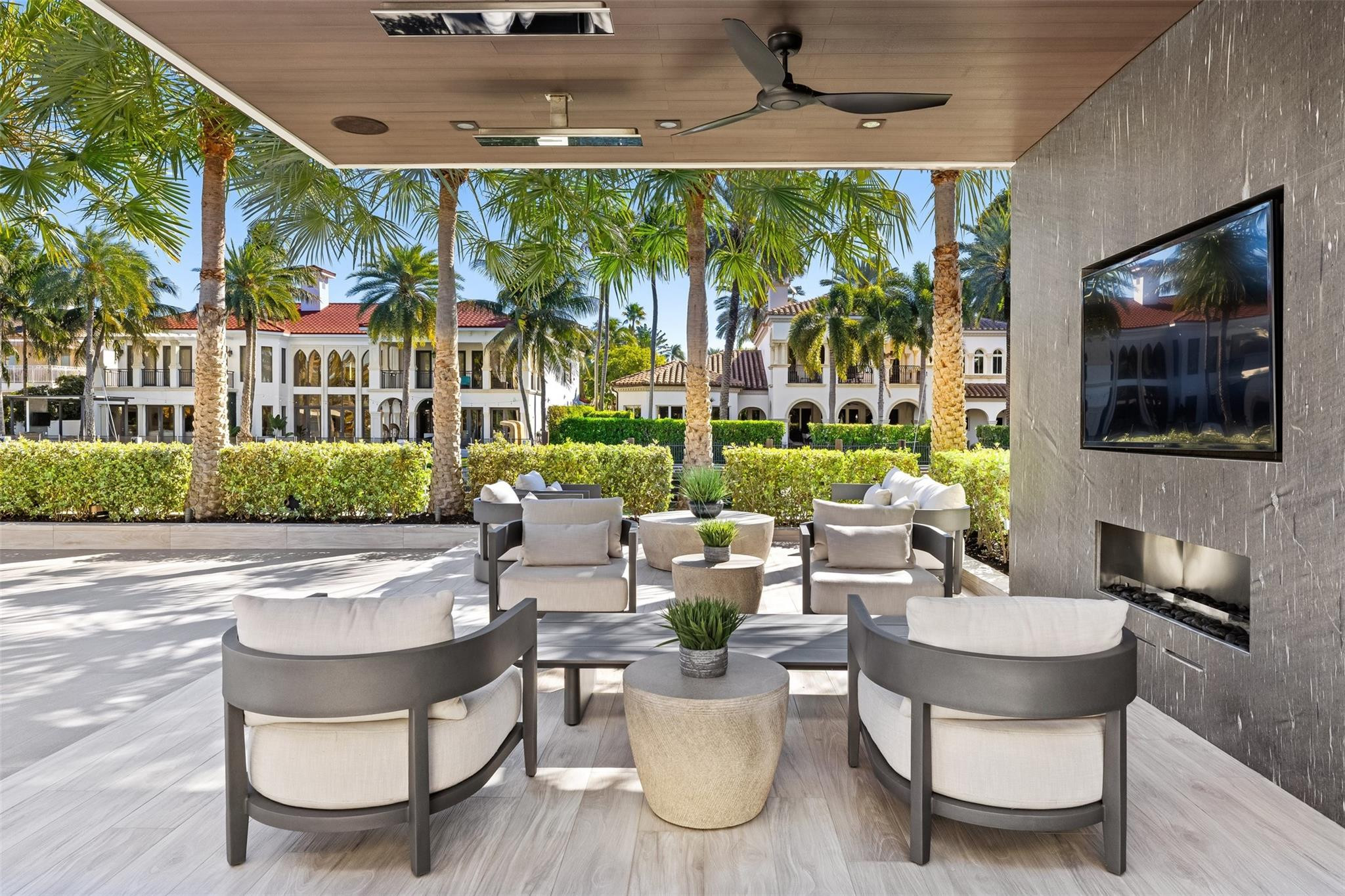 RIVIERA - Residential