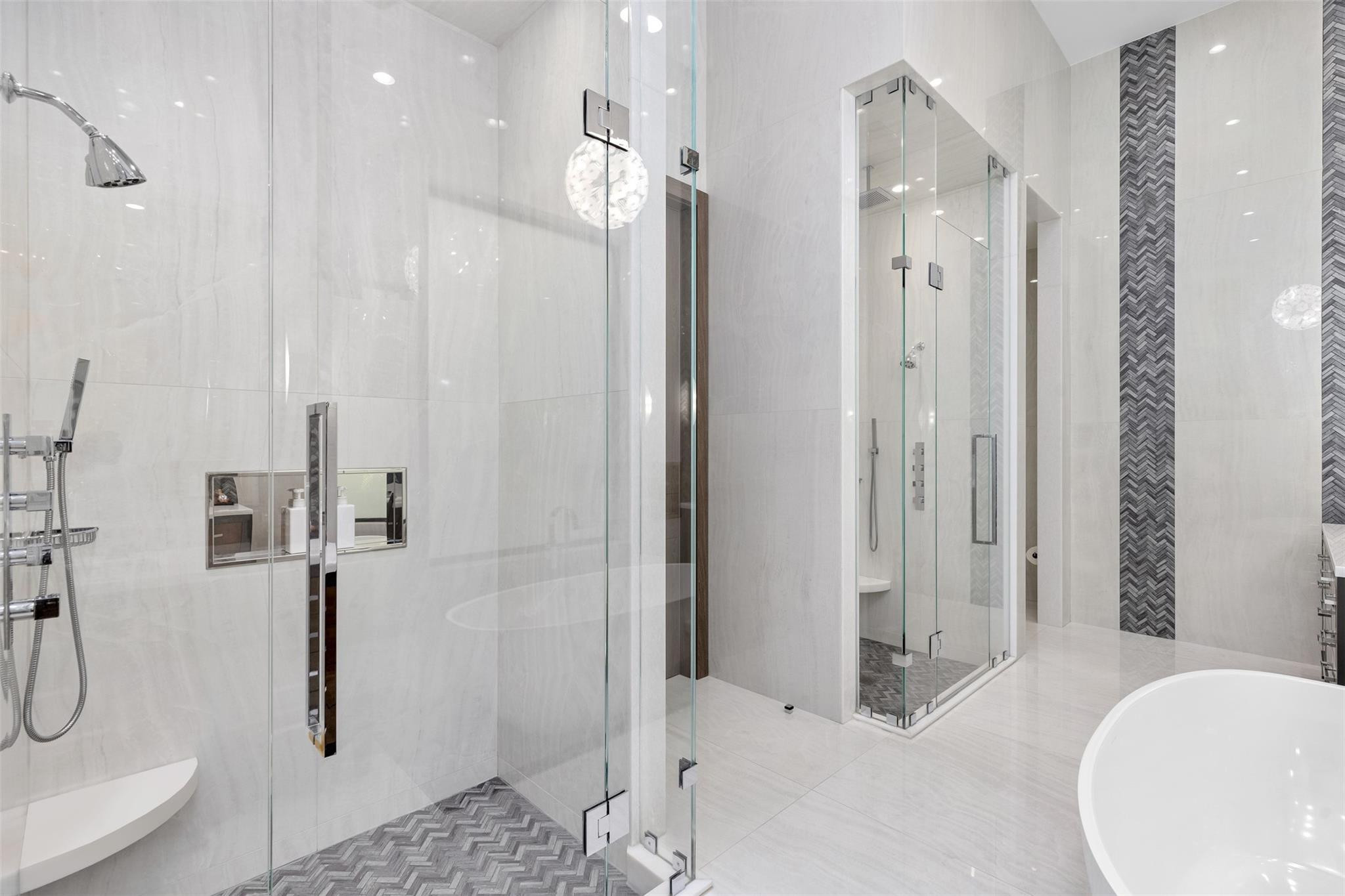 RIVIERA - Residential