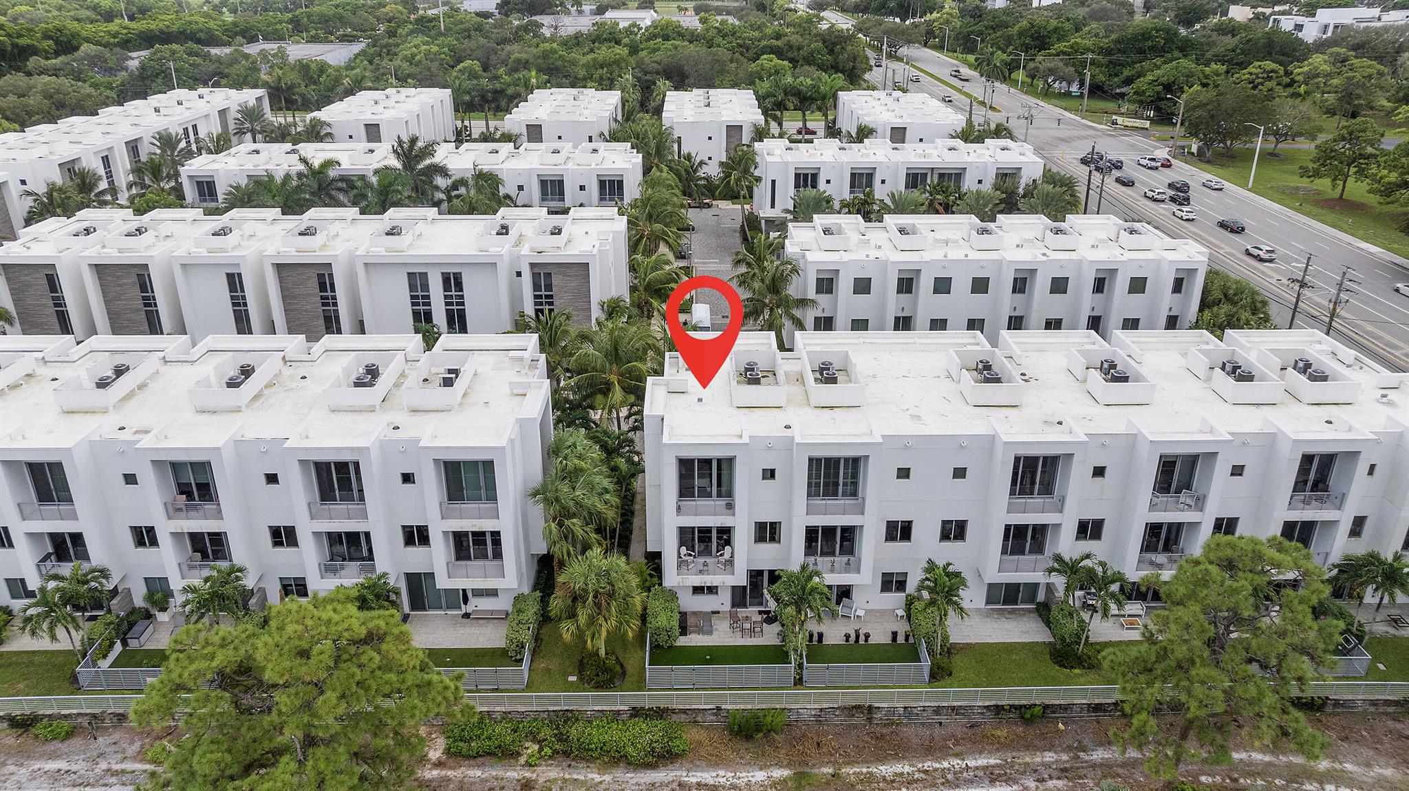 SPANISH RIVER TOWNHOMES - Residential