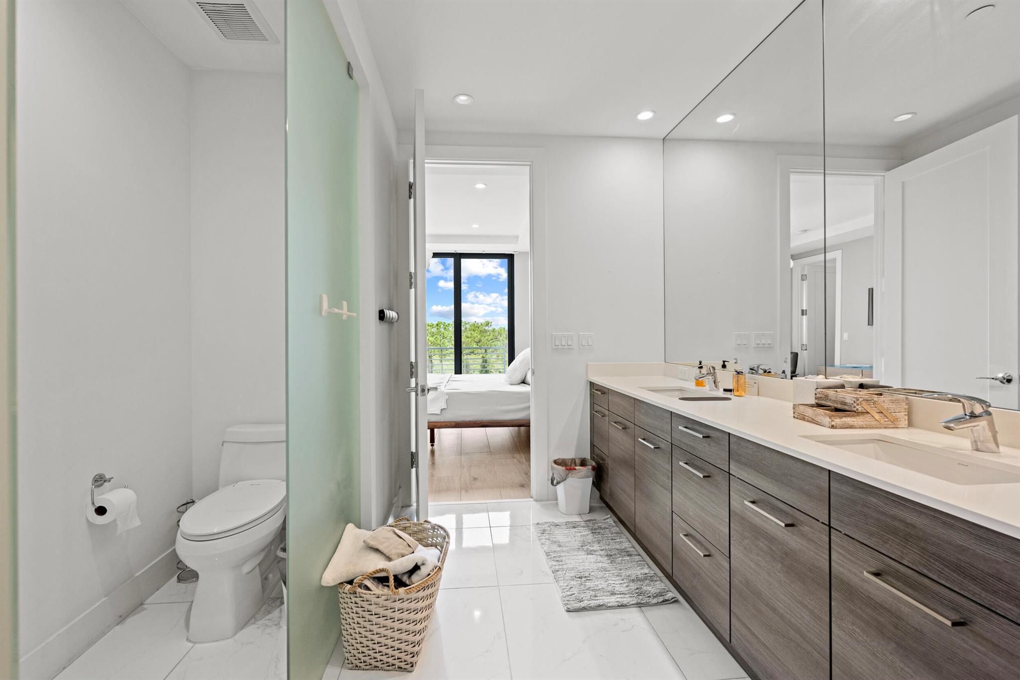 SPANISH RIVER TOWNHOMES - Residential