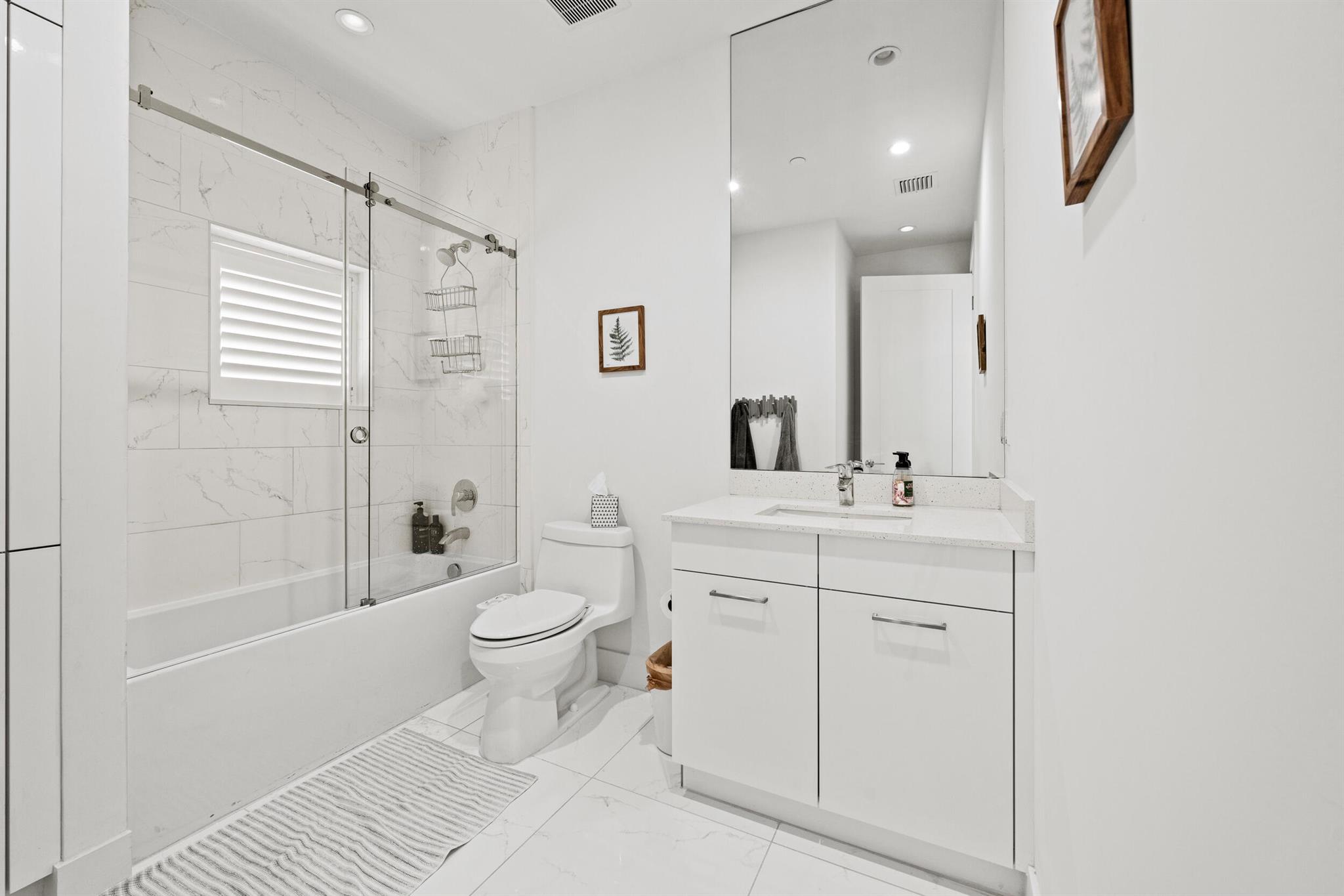 SPANISH RIVER TOWNHOMES - Residential