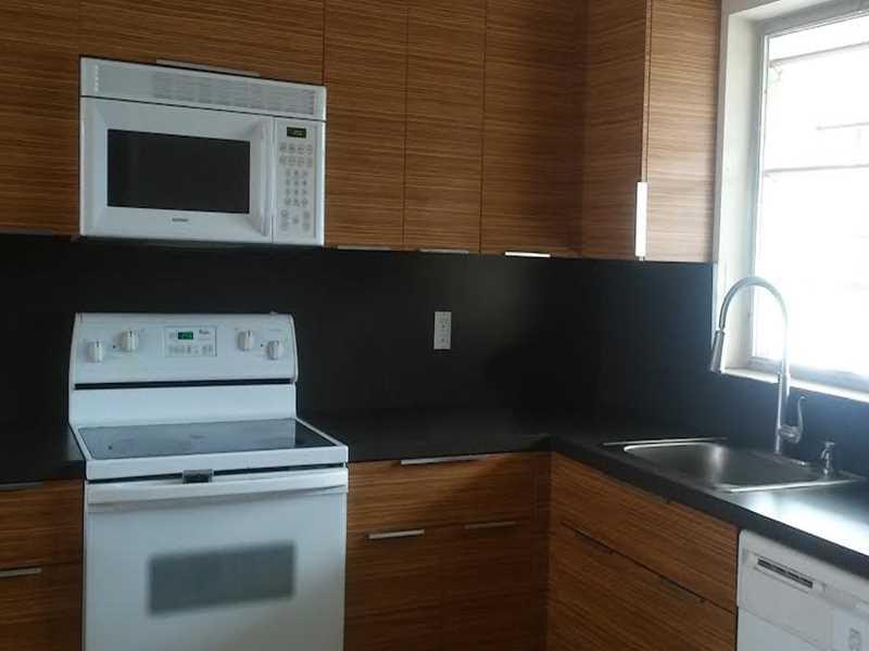 HOLLYWOOD PARK - Residential