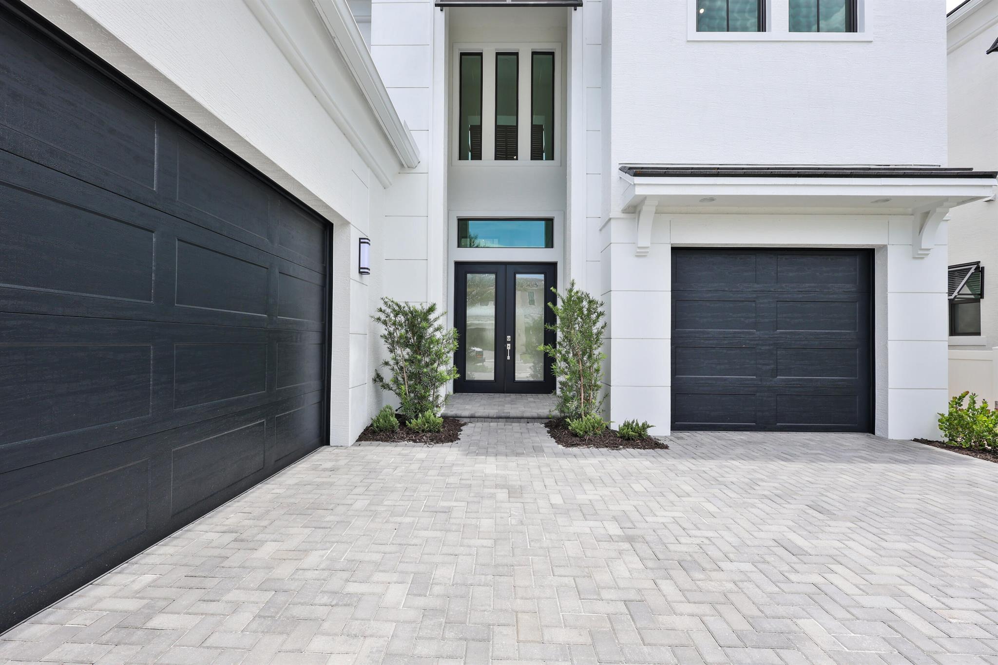 13405 Artisan Circle