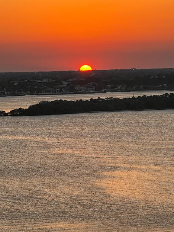 CONNEMARA CONDO - Residential Lease