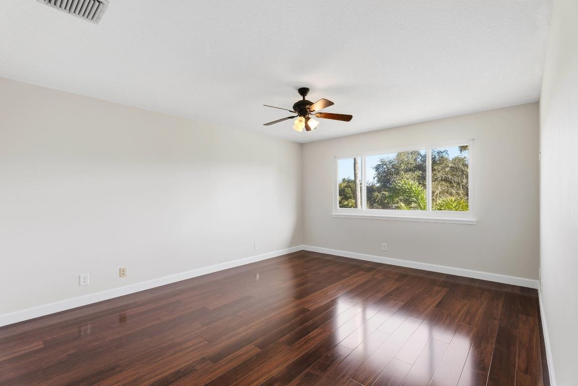 PALM POINTE AT MARTIN DOWNS (AKA MARTIN DOWNS PLAT - Residential