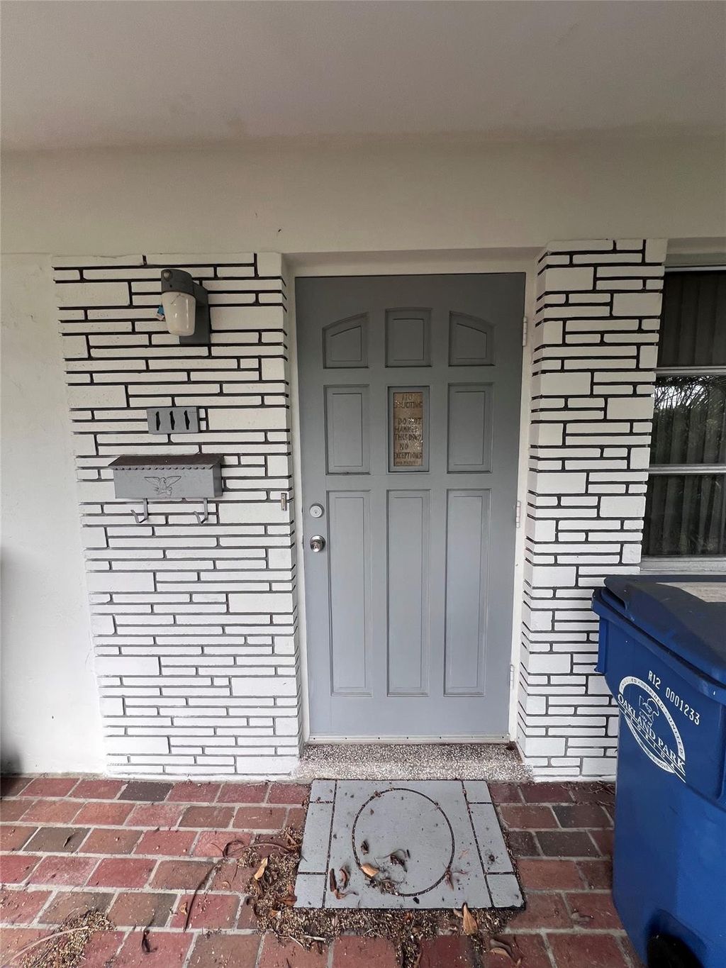 Photo of 111 NE 47th Street, Oakland Park, FL 33334 (MLS # F10550429)