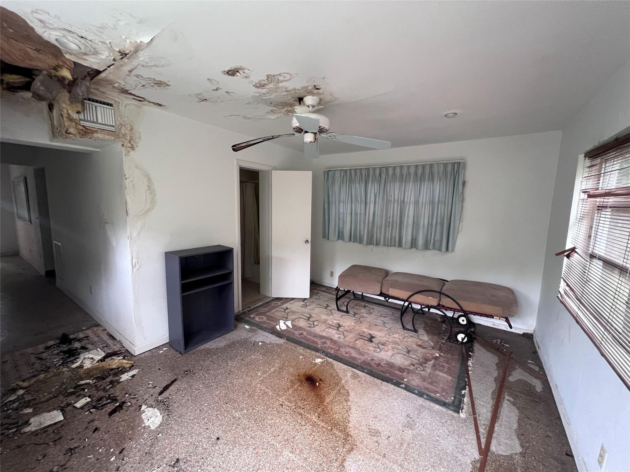 NORTH ANDREWS GARDENS FIR - Residential