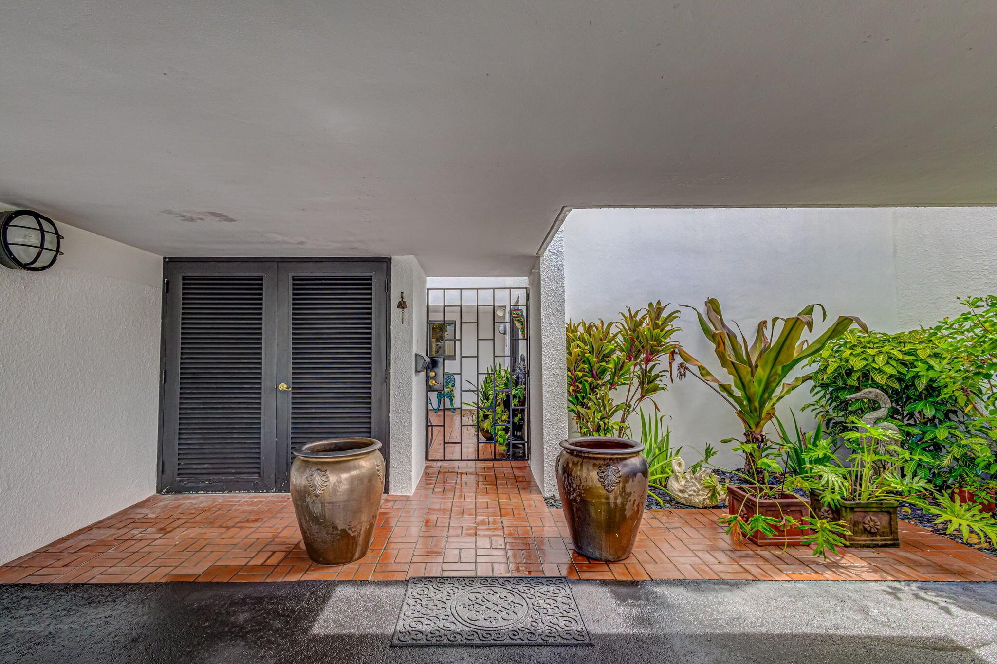 Properties 1928 Presidential Way 2-E