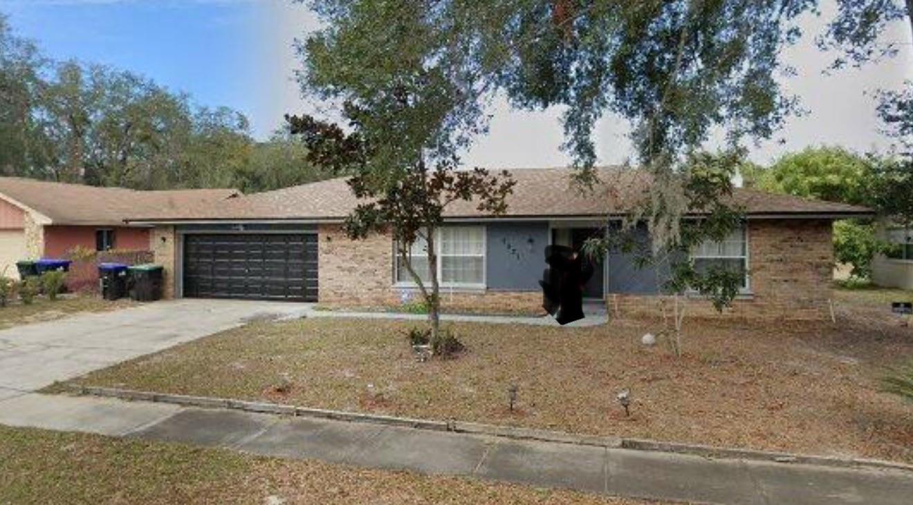 Seller offering $8,000 concession with full price offer. Beautifully updated 3BR/2BA home in Summer Glen at Gatewood! This 1,779 sq. ft. property features a brand-new roof, new flooring, and fresh interior paint throughout. The kitchen offers granite countertops and ample cabinet space, perfect for cooking and entertaining. Enjoy a spacious living area filled with natural light, large bedrooms, and two updated baths. Relax in the fully enclosed lanai, ideal for year-round comfort. The fenced backyard provides space for outdoor enjoyment. Conveniently located near shopping, dining, and major highways. Move-in ready and priced at $399,900!