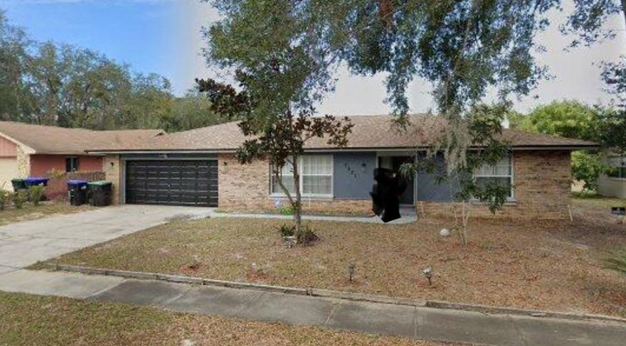 Seller offering $8,000 concession with full price offer. Beautifully updated 3BR/2BA home in Summer Glen at Gatewood! This 1,779 sq. ft. property features a brand-new roof, new flooring, and fresh interior paint throughout. The kitchen offers granite countertops and ample cabinet space, perfect for cooking and entertaining. Enjoy a spacious living area filled with natural light, large bedrooms, and two updated baths. Relax in the fully enclosed lanai, ideal for year-round comfort. The fenced backyard provides space for outdoor enjoyment. Conveniently located near shopping, dining, and major highways. Move-in ready and priced at $399,900!
