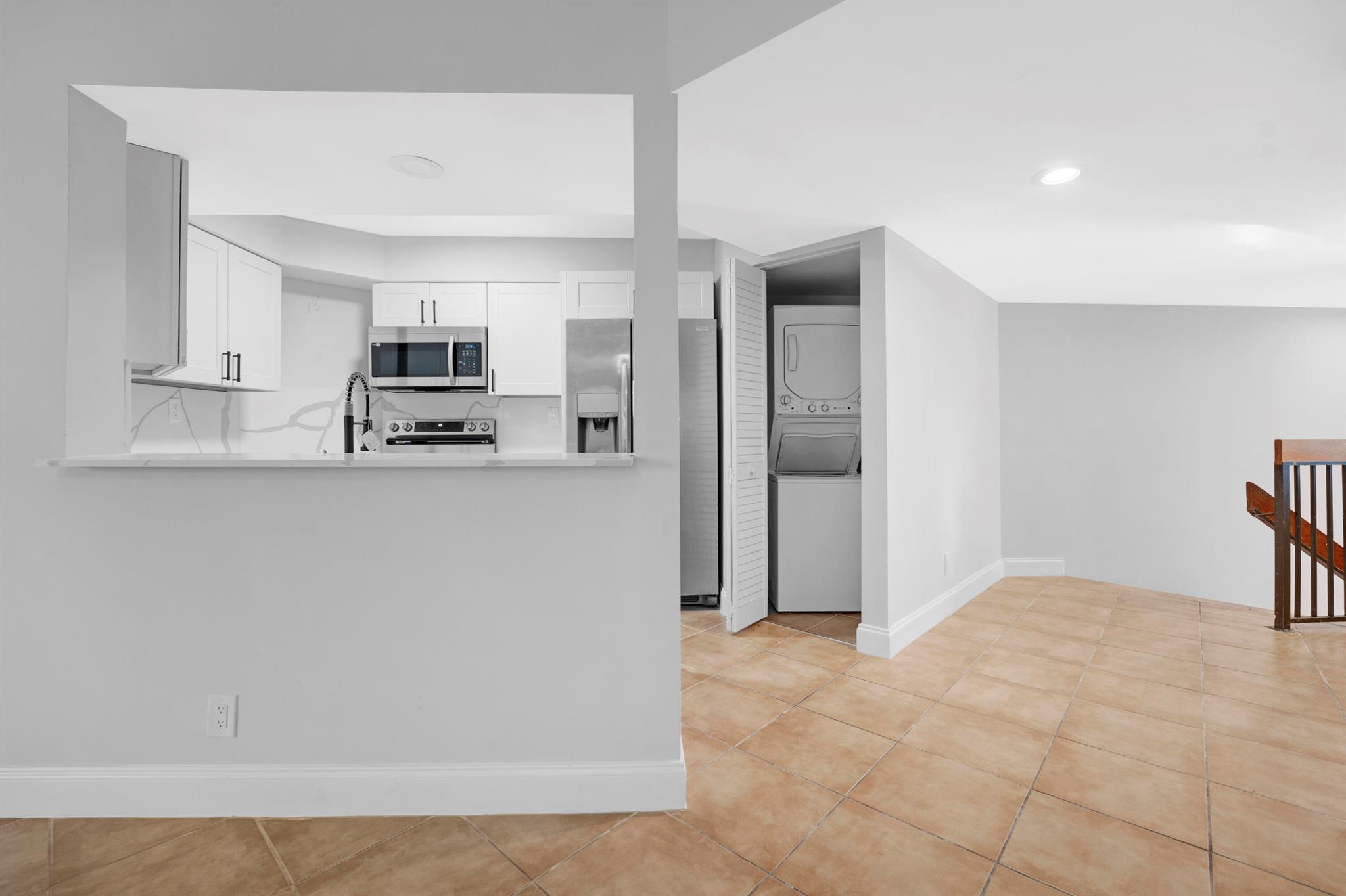 PARC VILLAGE CONDO - Residential Lease