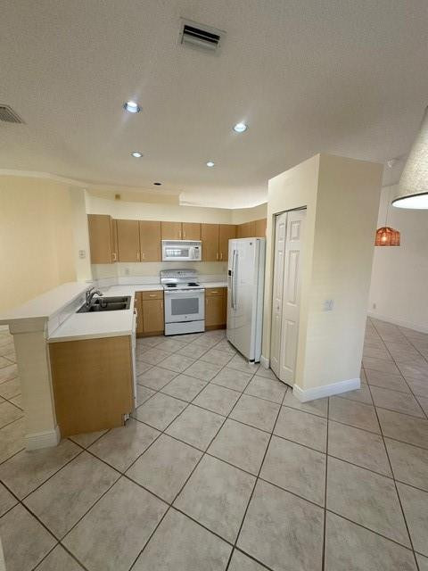 Sector 2-Parcels 1, 2, 3, - Residential Lease