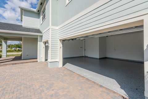 A home in Loxahatchee