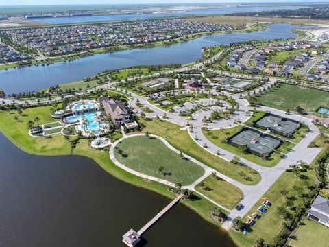 A home in Loxahatchee