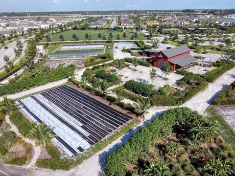 A home in Loxahatchee