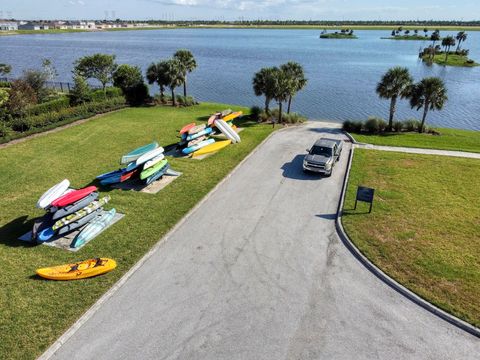 A home in Loxahatchee