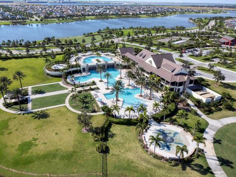 A home in Loxahatchee