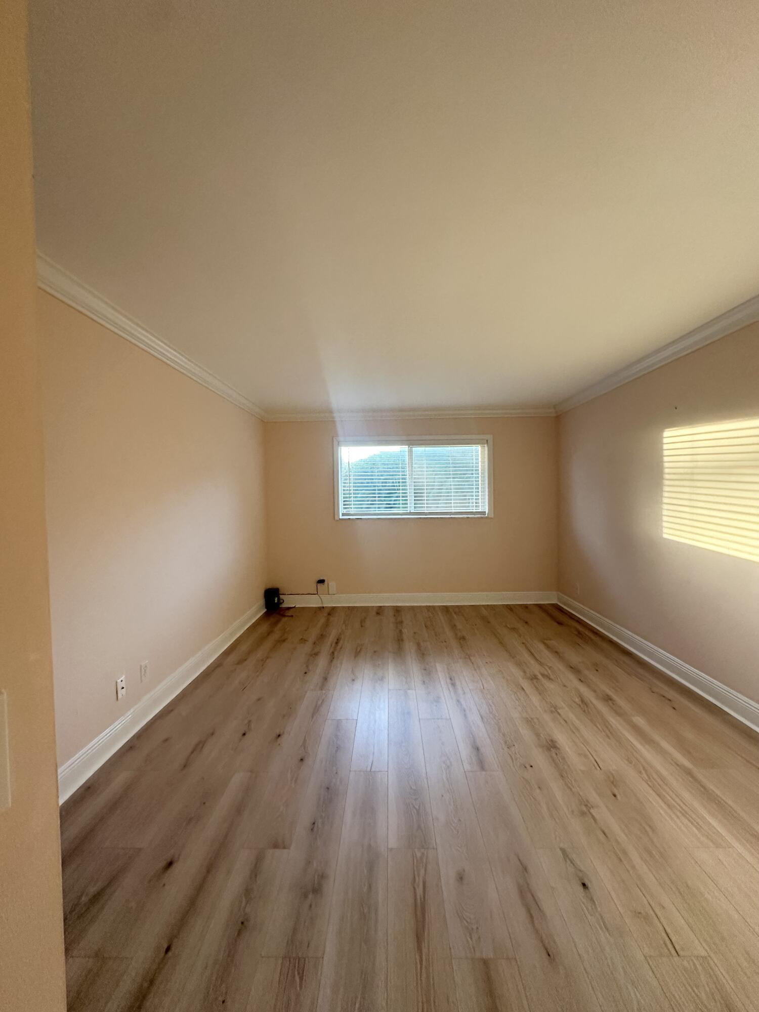 COLONIAL CLUB CONDO SEC 1 - Residential