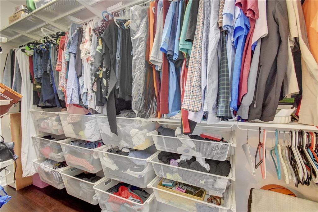 ORCHID GROVE - Residential