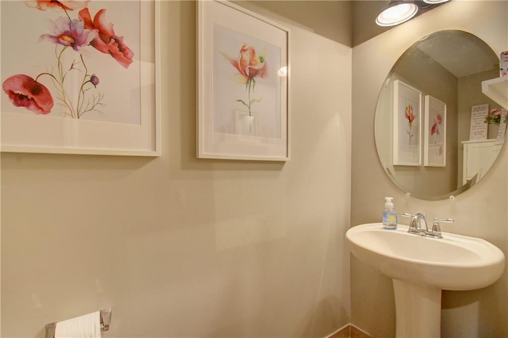 ORCHID GROVE - Residential