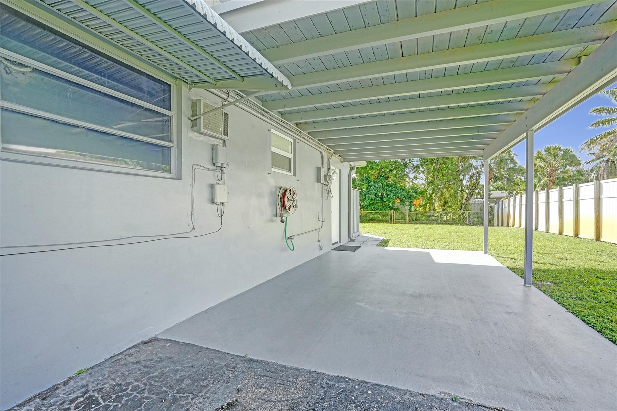 BREEZESWEPT PARK ESTATES - Residential
