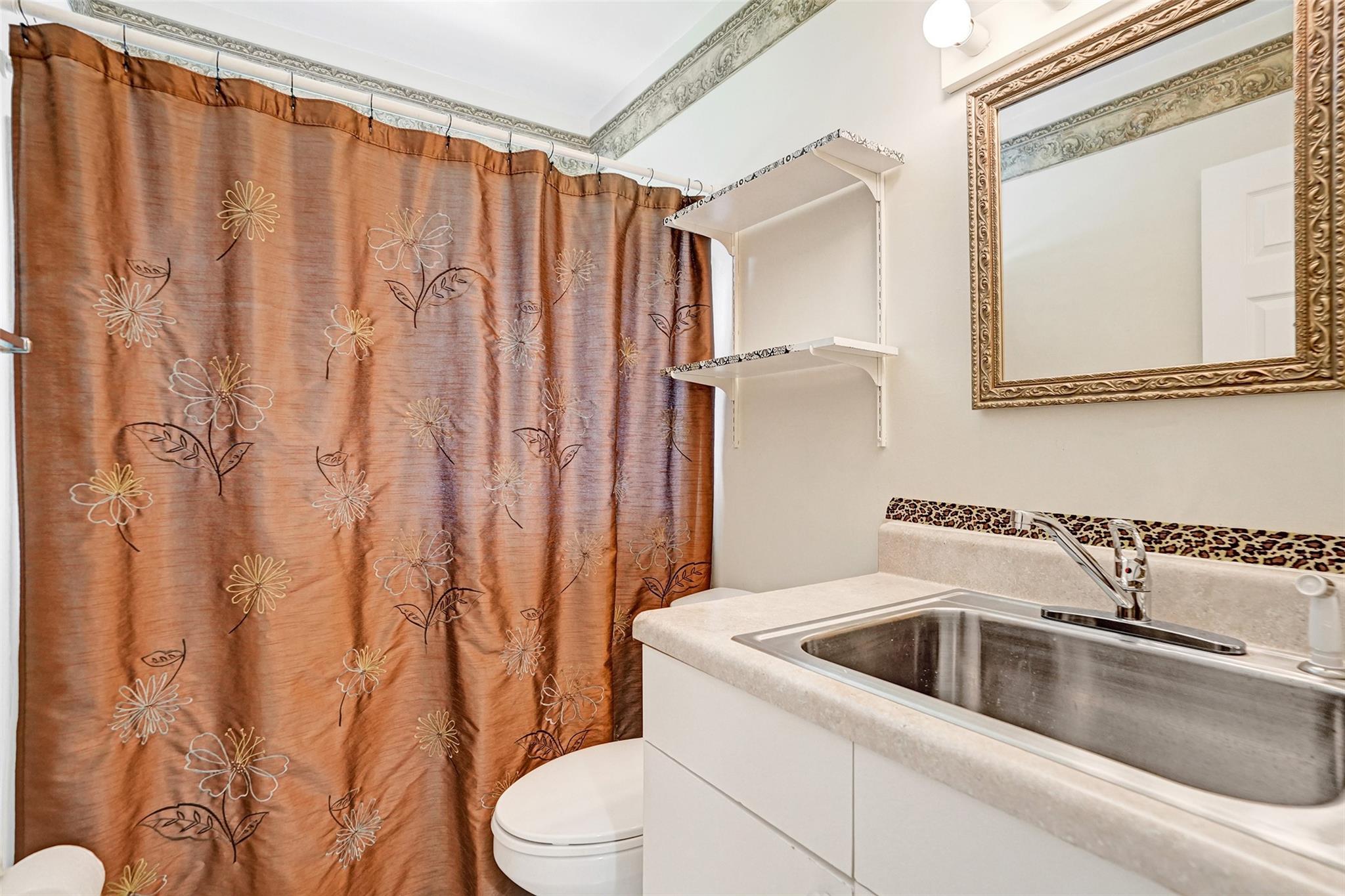 BREEZESWEPT PARK ESTATES - Residential