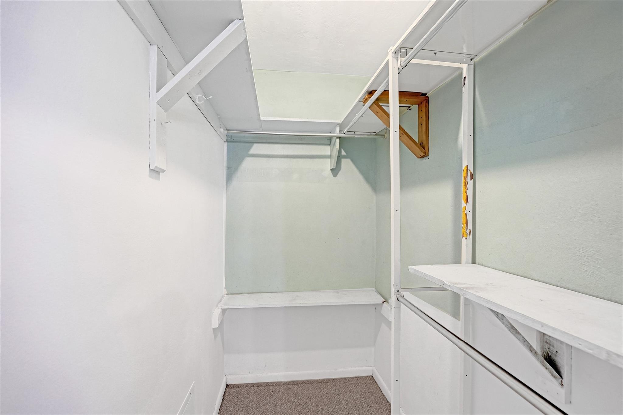 BREEZESWEPT PARK ESTATES - Residential