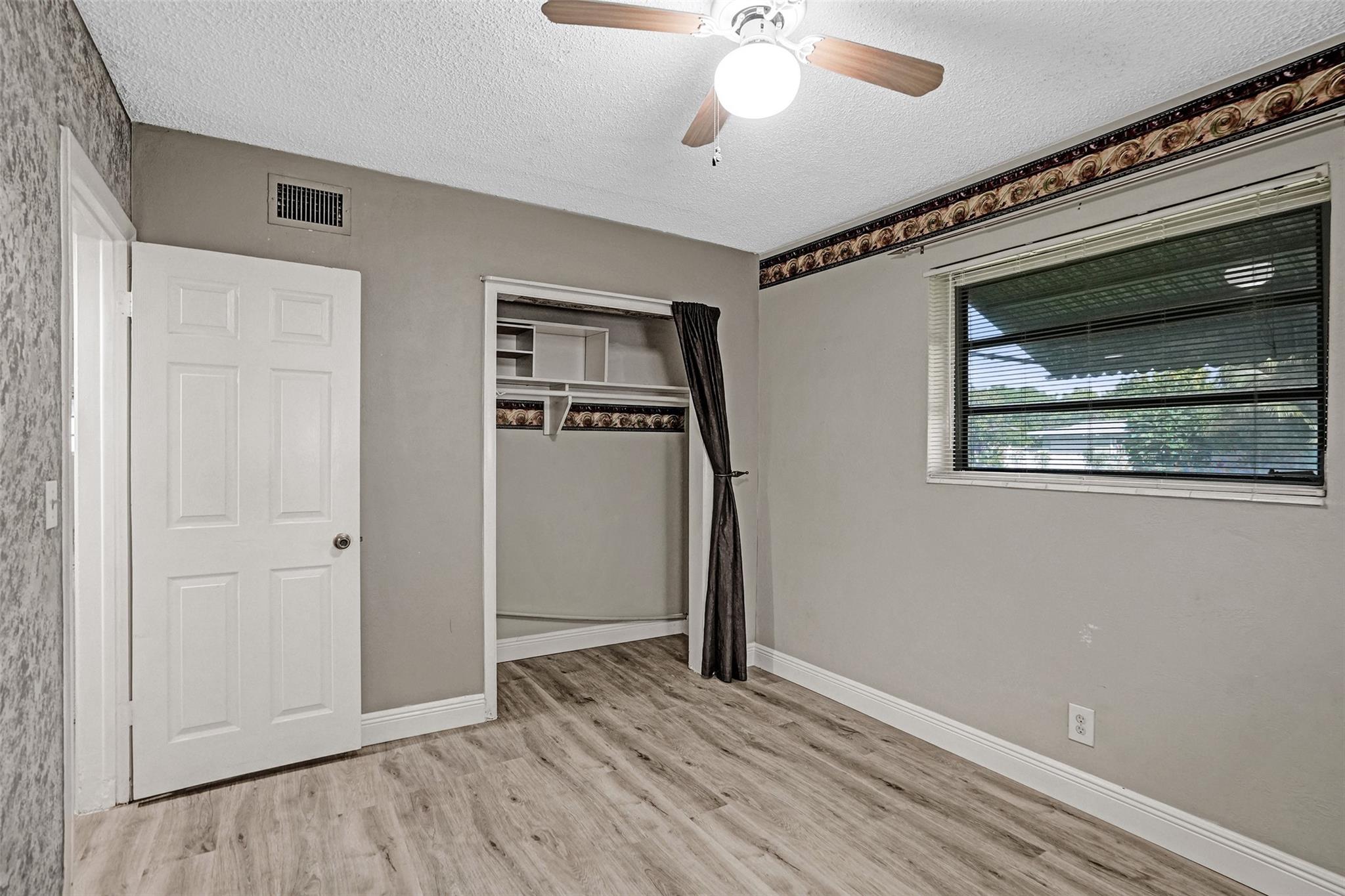 BREEZESWEPT PARK ESTATES - Residential