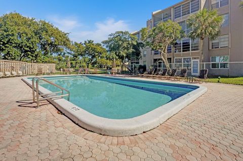 A home in Davie