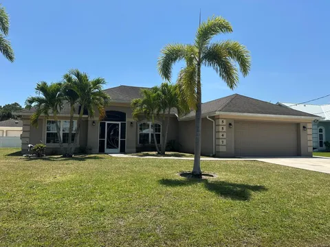 5547 NW Cordrey Street, Port St Lucie, FL MLS: R11085252