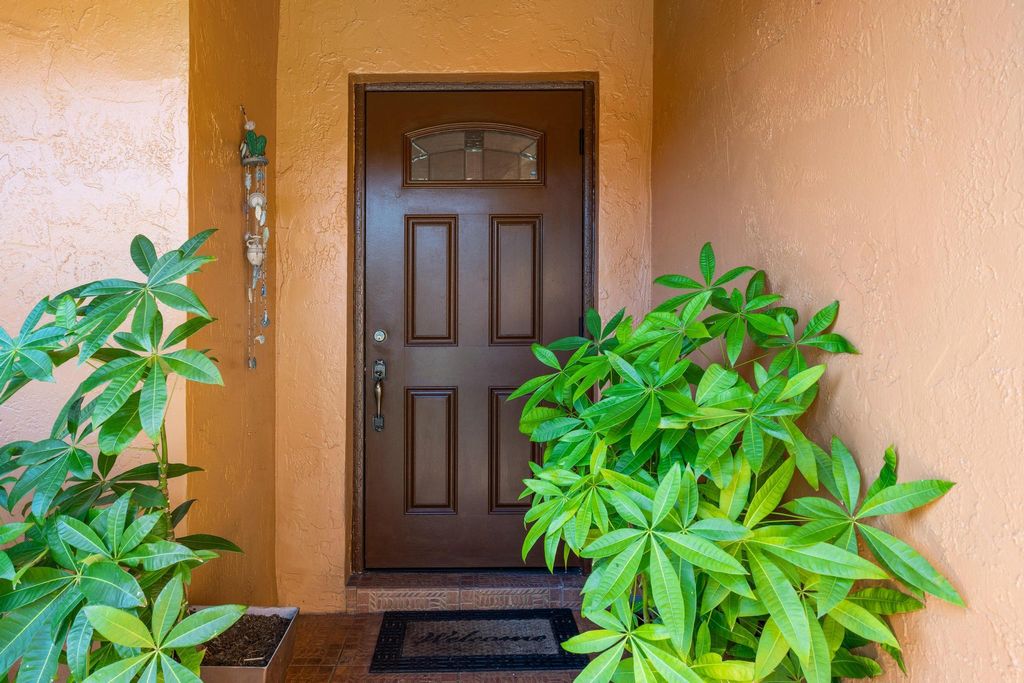 Photo of 940 SW 96th Avenue, Pembroke Pines, FL 33025 (MLS # R11142589)