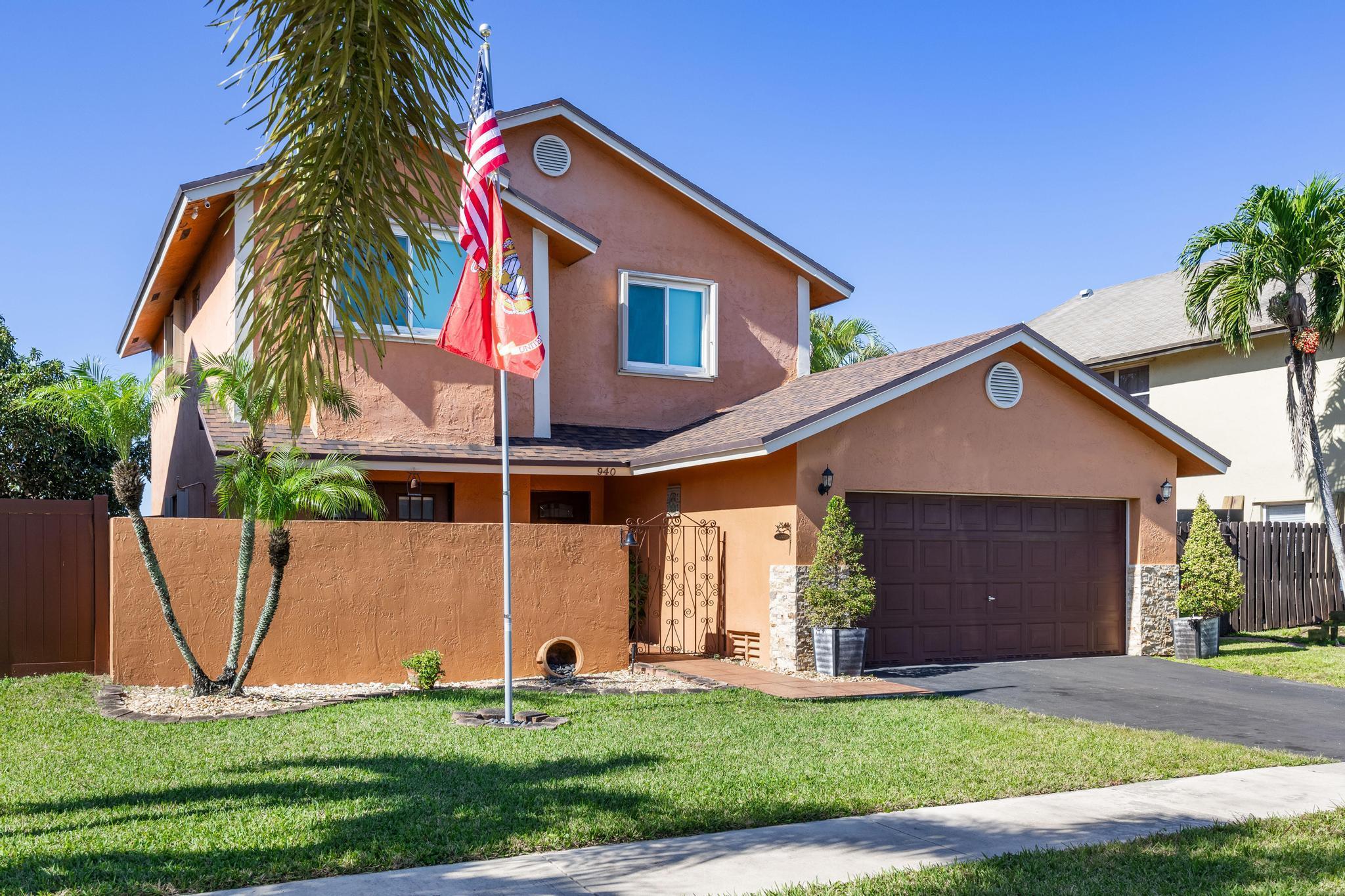 LAKESIDE SOUTH PHASE 2 - Residential