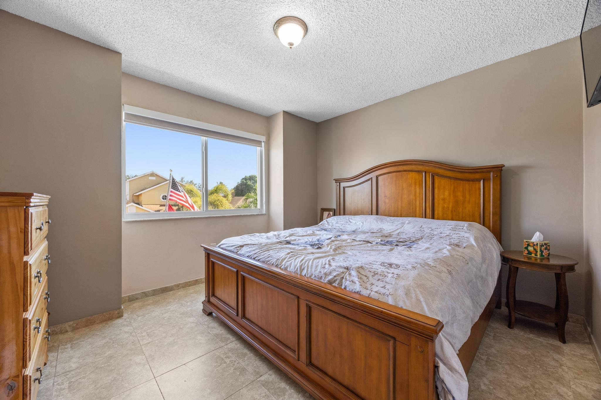 LAKESIDE SOUTH PHASE 2 - Residential