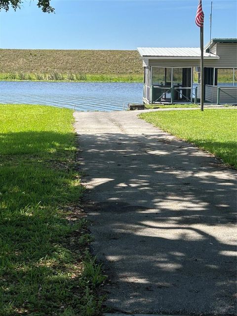 A home in Okeechobee