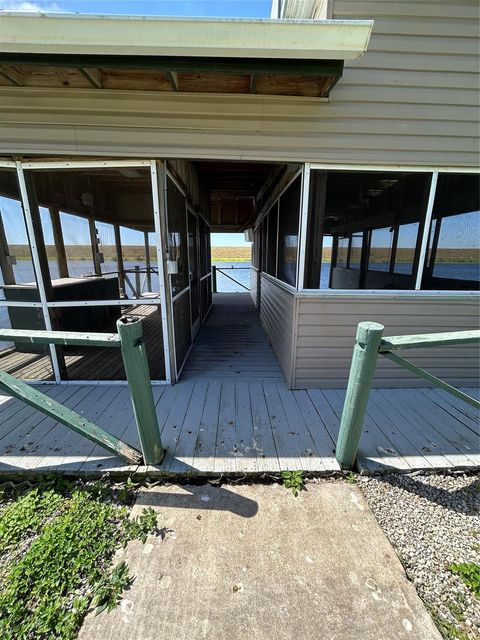 A home in Okeechobee