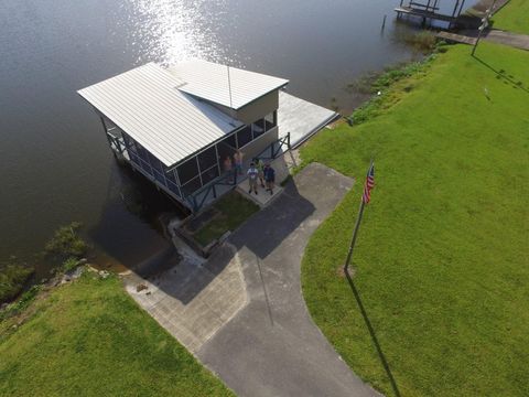 A home in Okeechobee