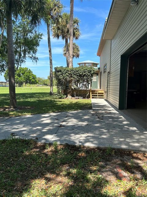 A home in Okeechobee