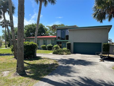 A home in Okeechobee