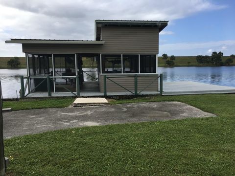 A home in Okeechobee