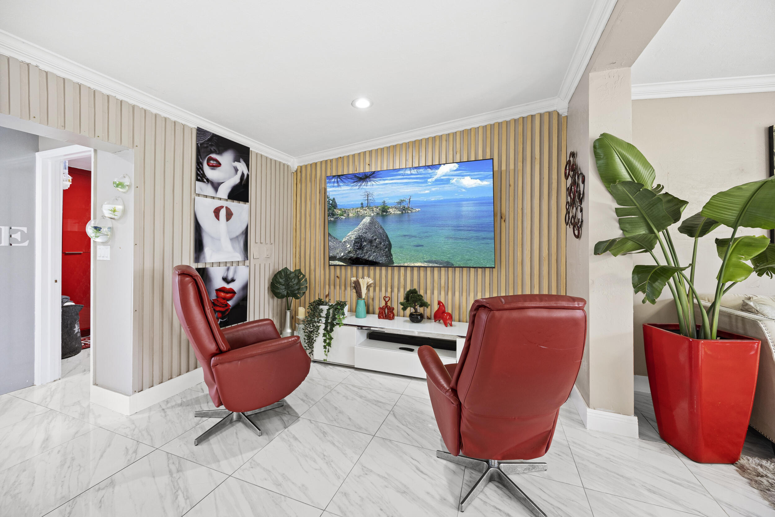 FOREST HILL VILLAGE 4 - Residential