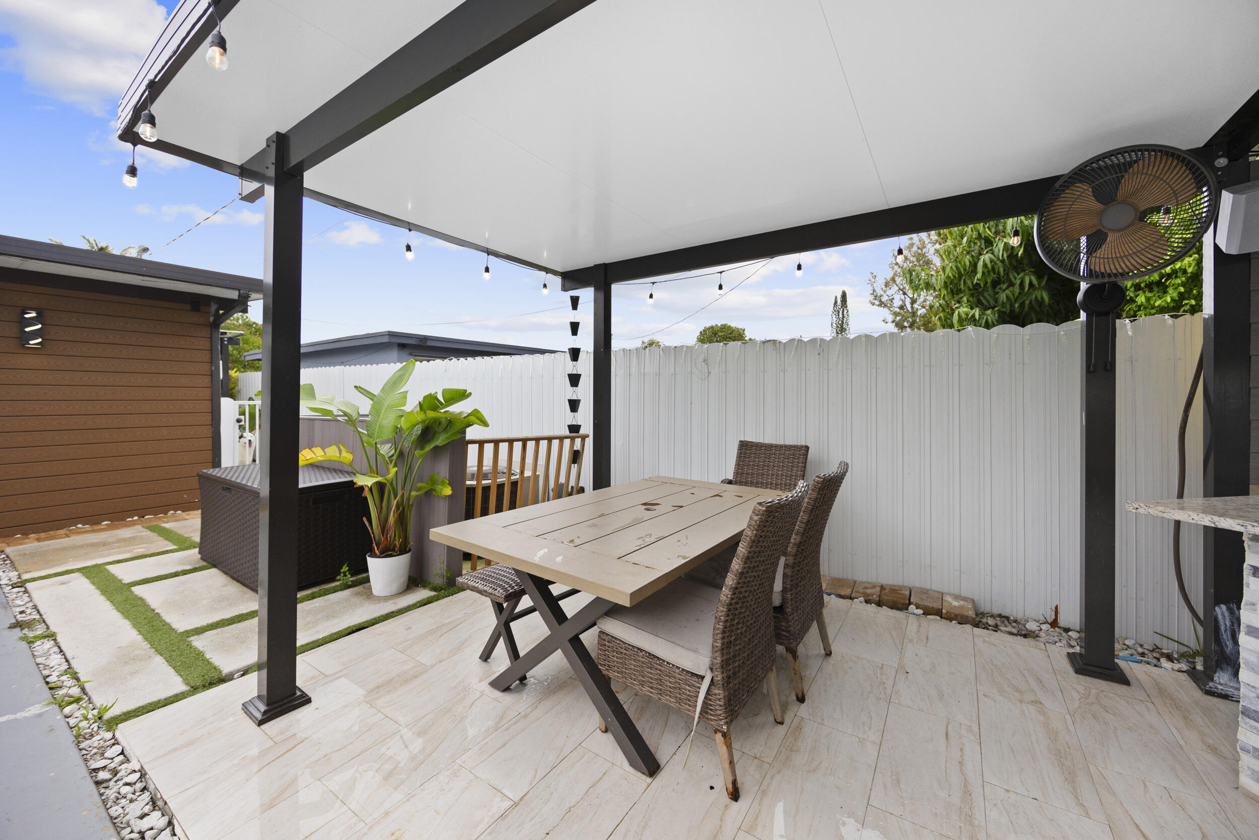 FOREST HILL VILLAGE 4 - Residential