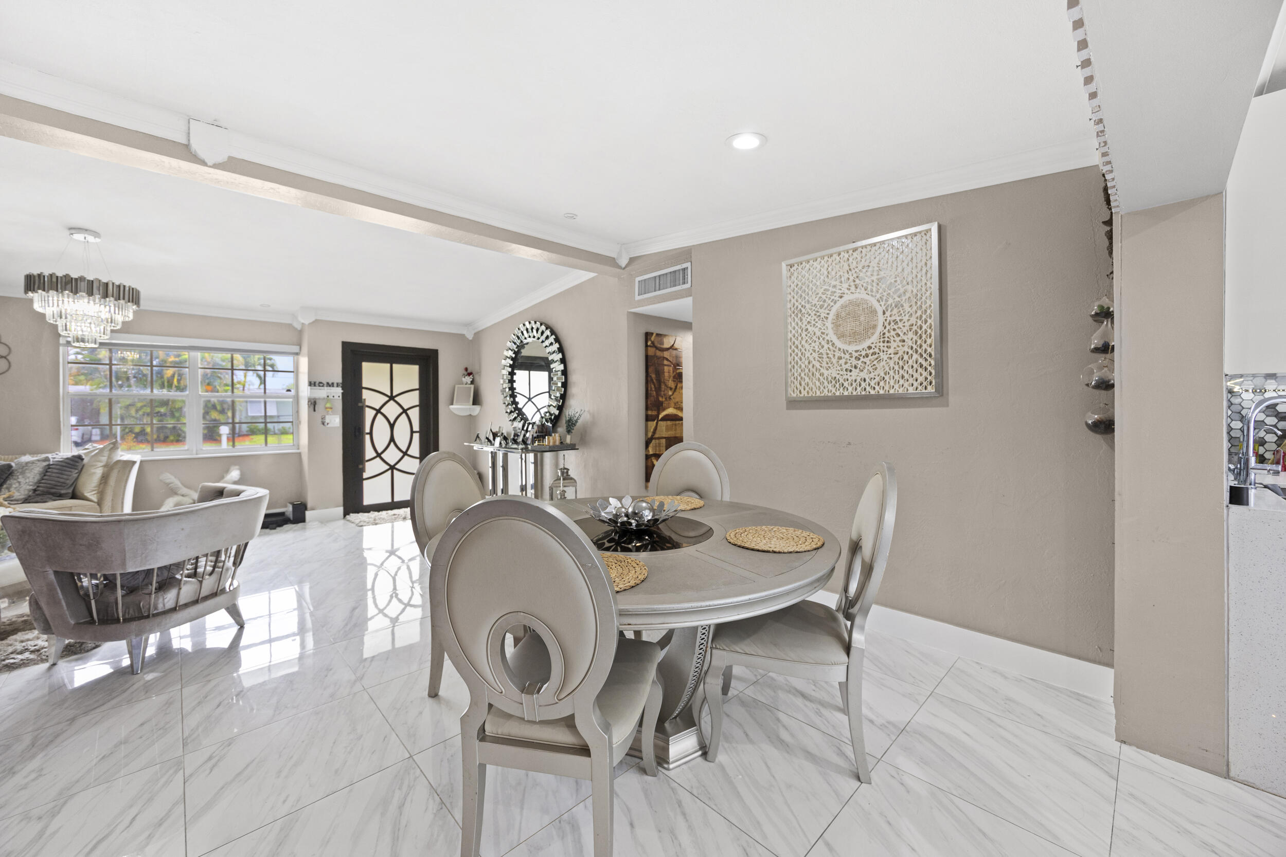 FOREST HILL VILLAGE 4 - Residential