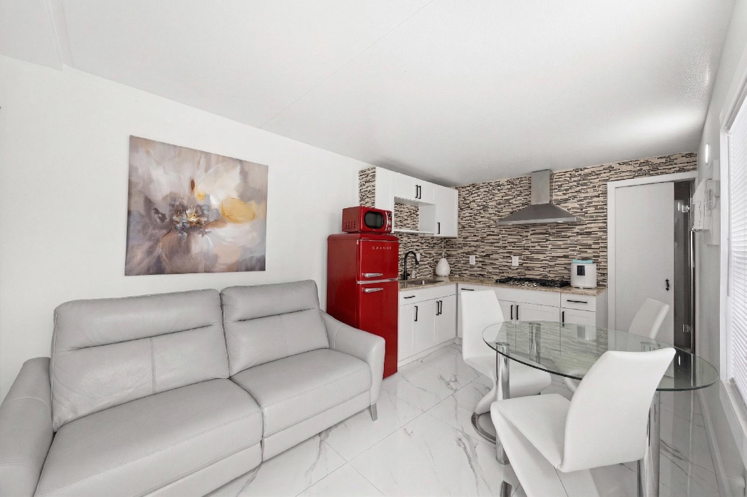 FOREST HILL VILLAGE 4 - Residential