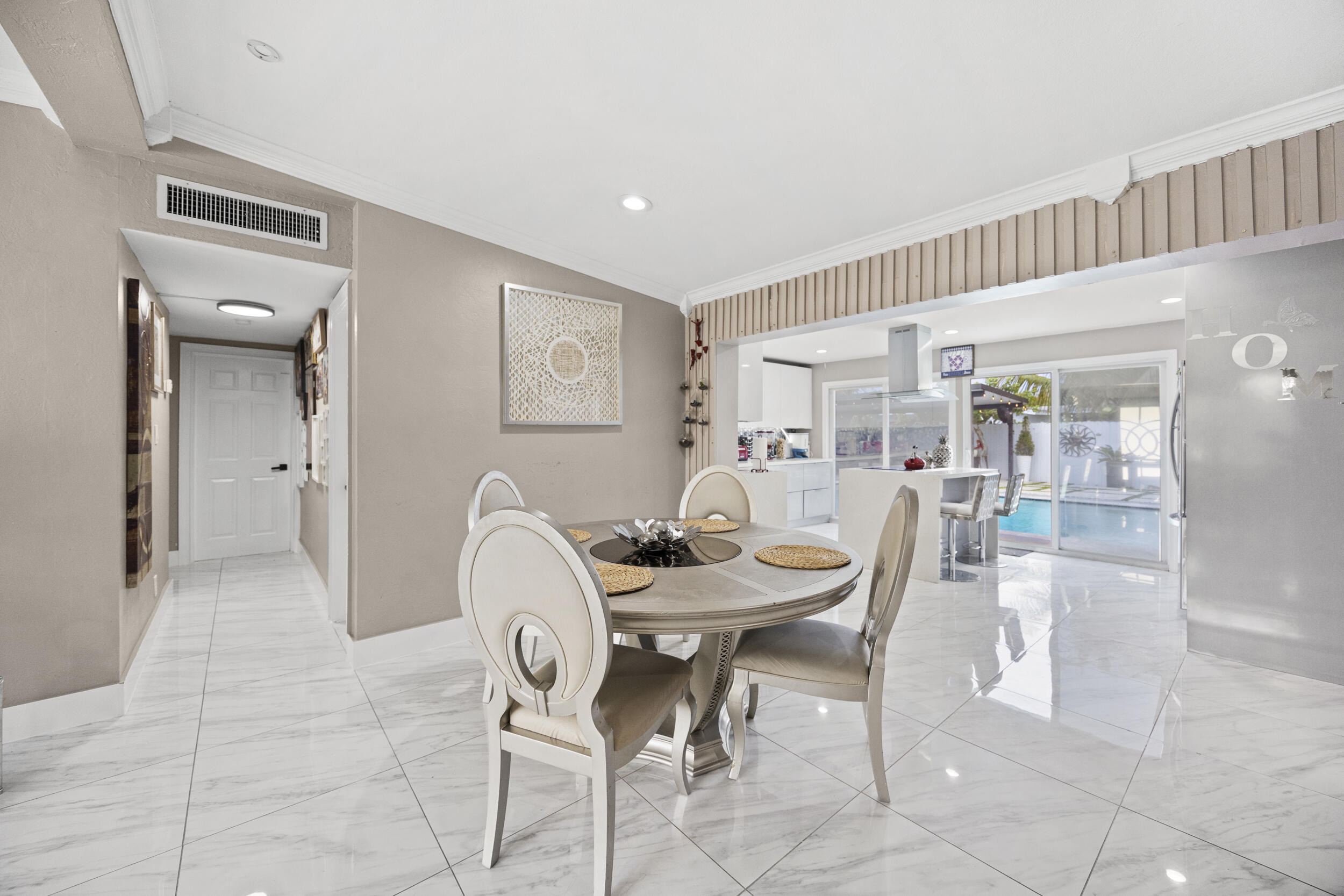 FOREST HILL VILLAGE 4 - Residential